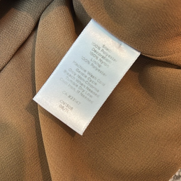 Talbots Elegant Sleeveless Cami Tank Top Black Lace Overlay Appliqué size 8 - Picture 4 of 6